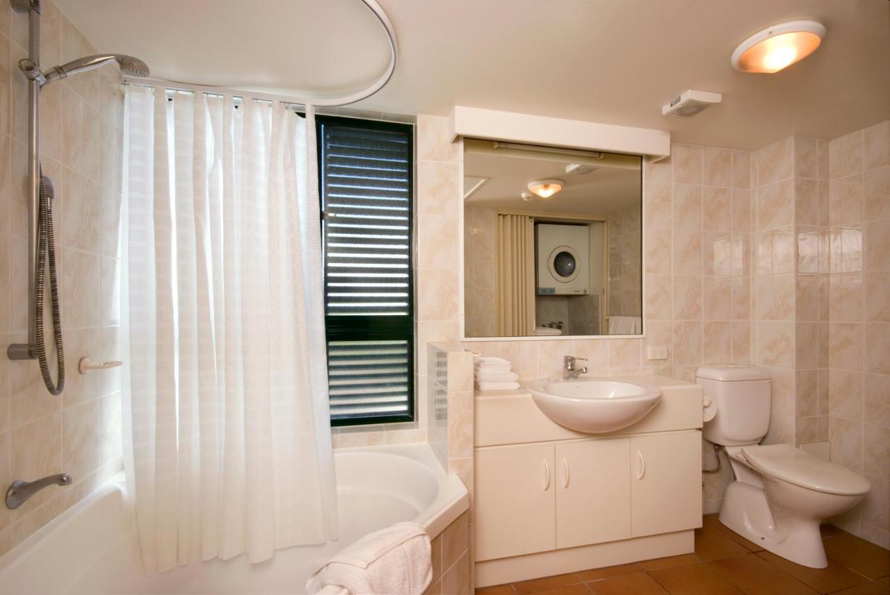 Tropic Towers Apartments Cairns Ngoại thất bức ảnh
