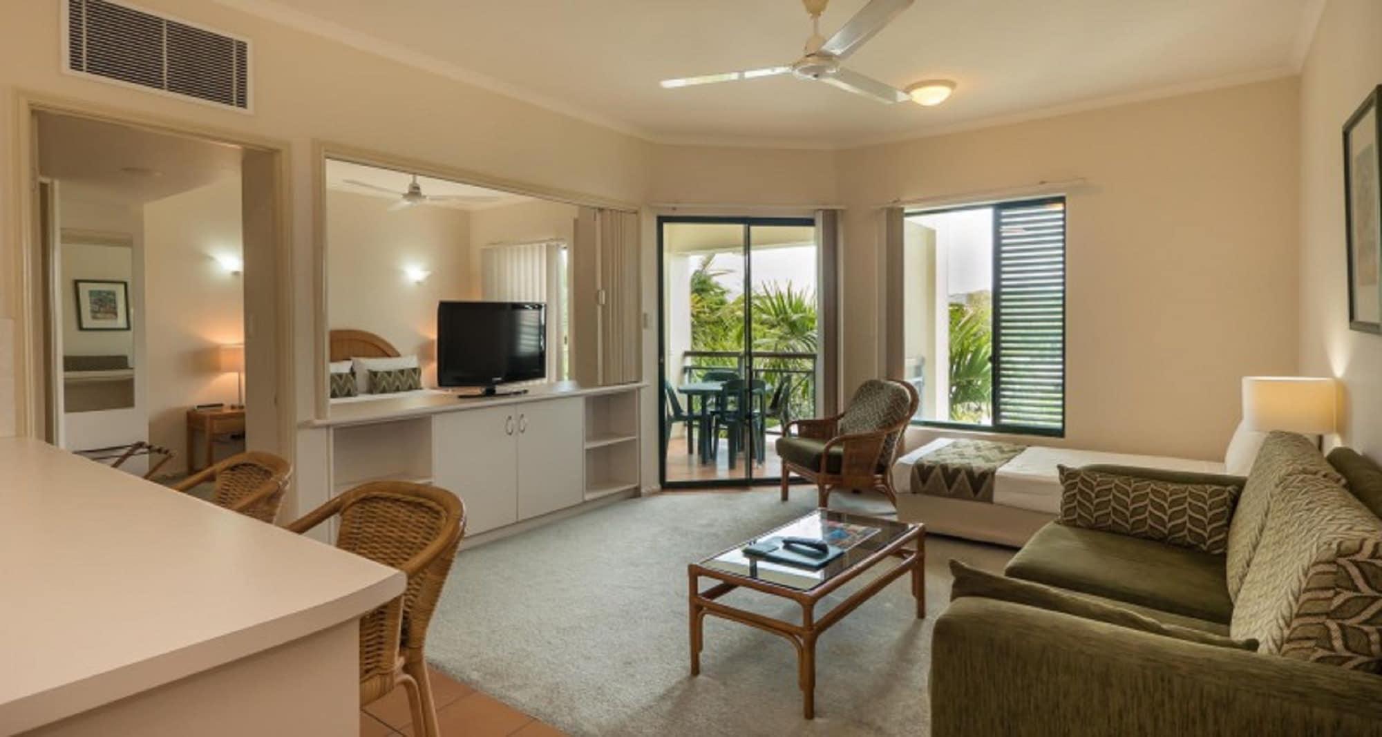 Tropic Towers Apartments Cairns Ngoại thất bức ảnh