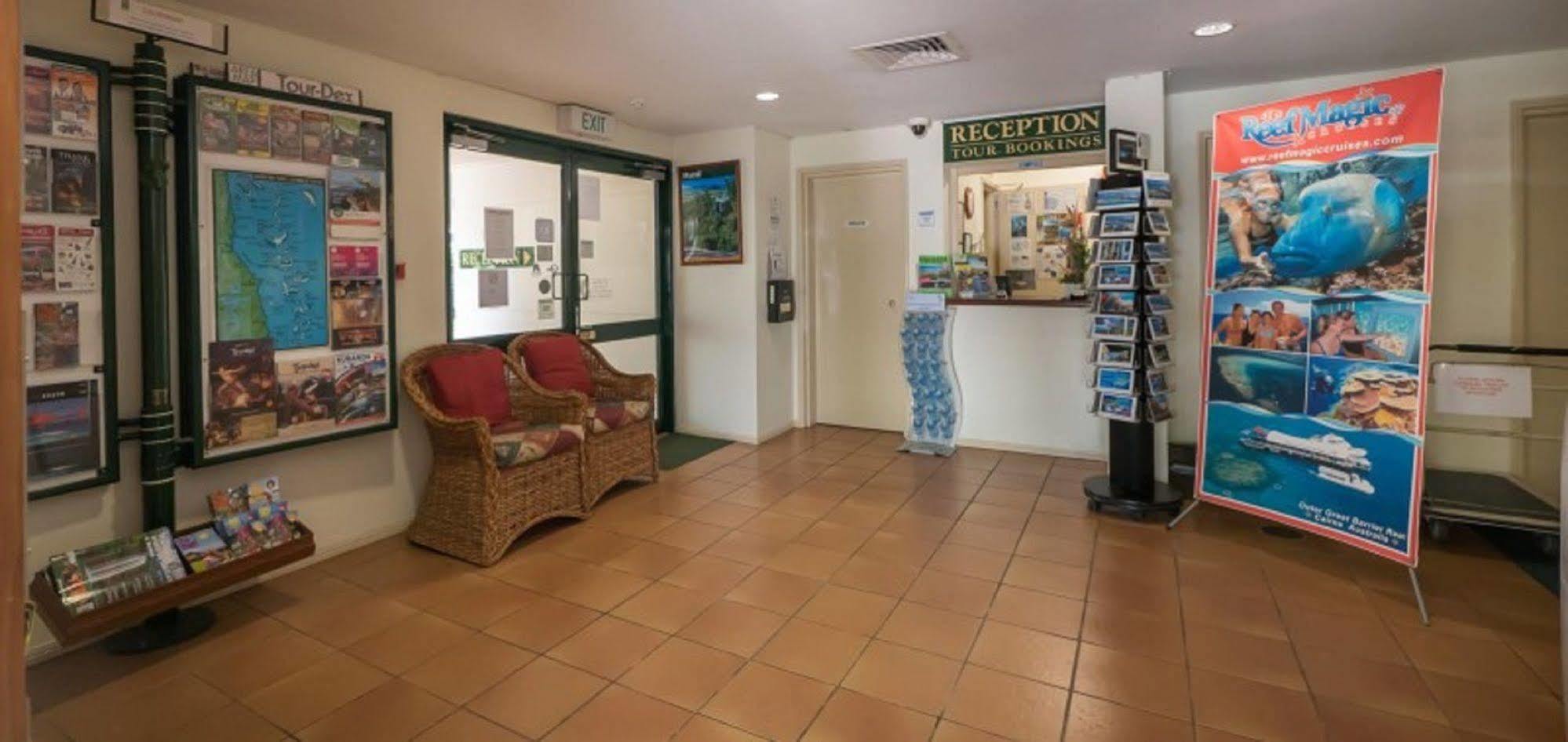Tropic Towers Apartments Cairns Ngoại thất bức ảnh